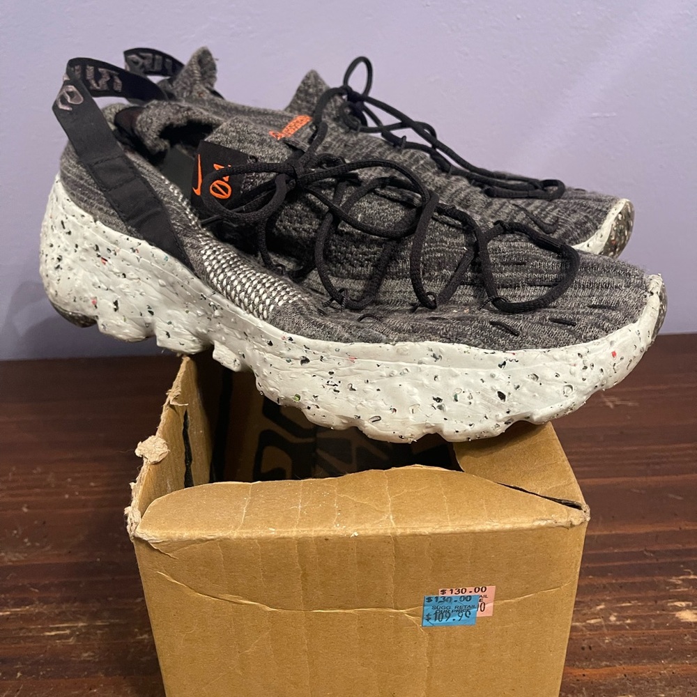 Nike Space Hippie 04 in Gray and Black